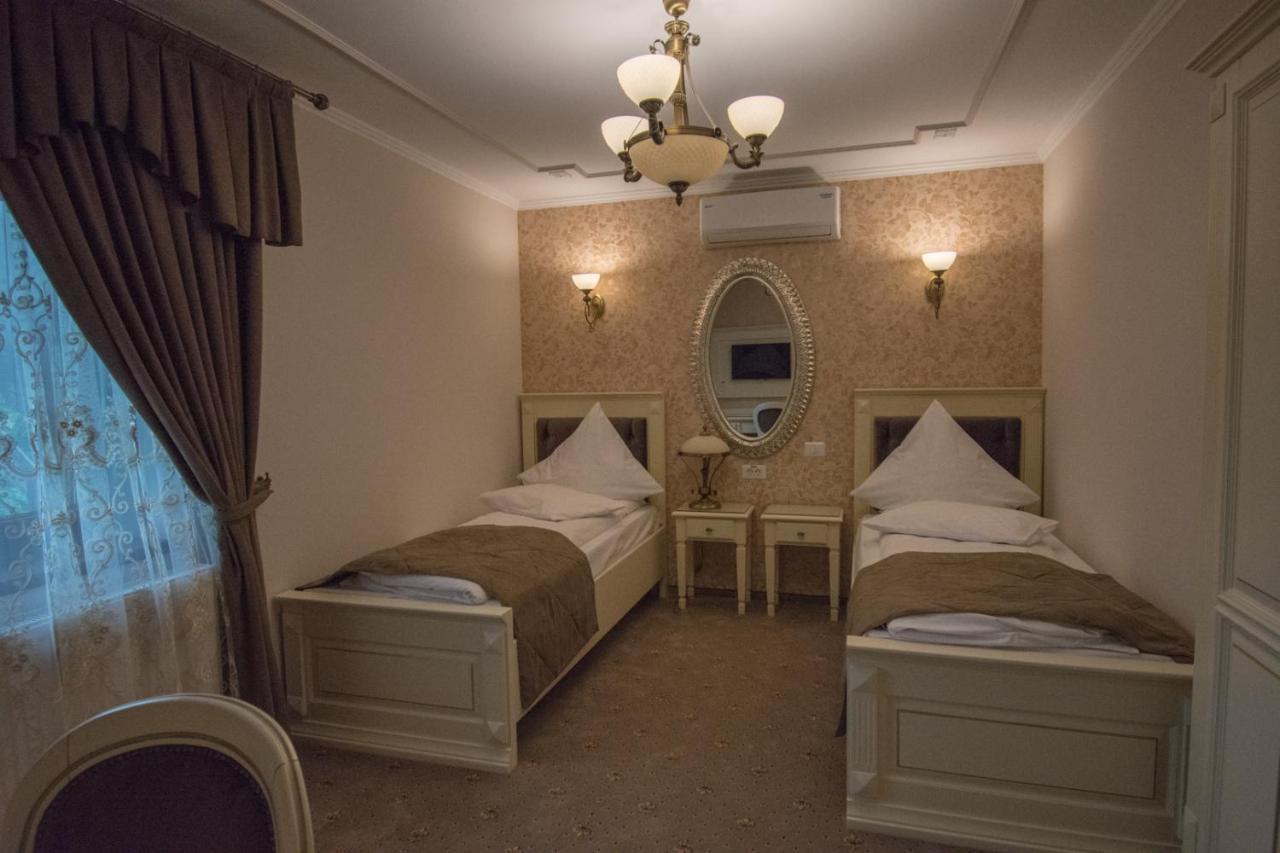 Vila Turistica Tosca Regal Hotell Bacău Eksteriør bilde